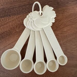 Vintage Chicken Rooster Measuring Spoon Set Paula Deen Signature Collection